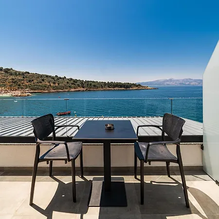 Hotel Lluka Sea Side *