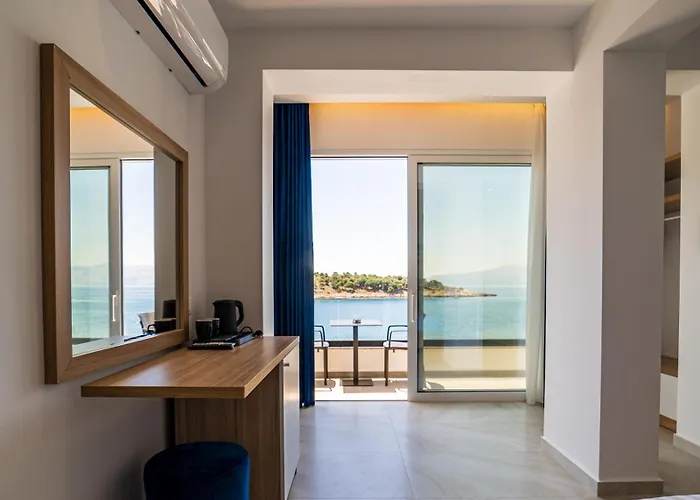 Hotel Lluka Sea Side *