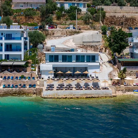 Lluka Sea Side Szálloda